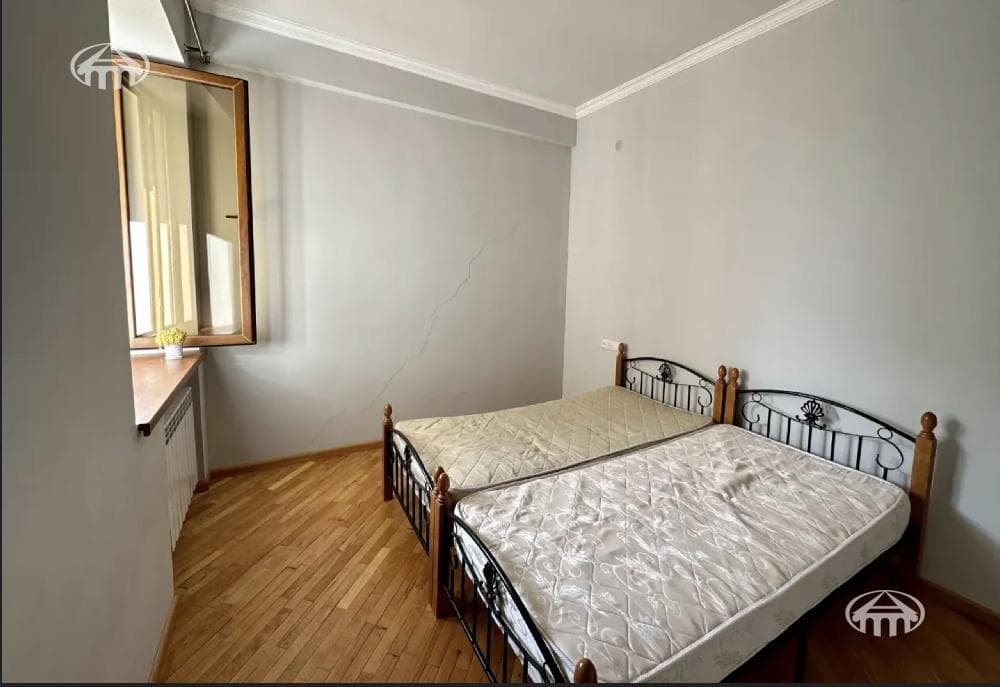 Apartment · 3 rooms · 118 m² · Kanaker-Zeytun