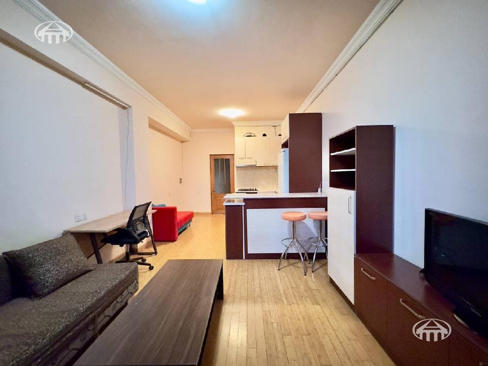 Квартира · 1 комн. · 38 м² · Кентрон