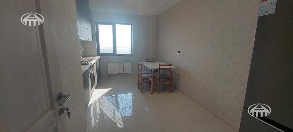 Apartment · 3 rooms · 110 m² · Kanaker-Zeytun