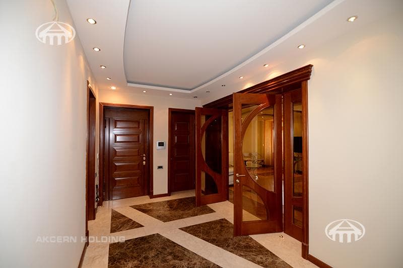 Квартира · 4 комн. · 165 м² · Кентрон