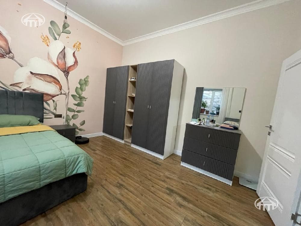Особняк · 5 комн. · 444 м² · Канакер-Зейтун