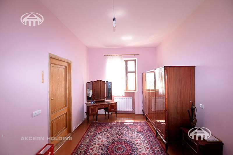 Առանձնատուն · 6 սեն. · 290 մ² · Բյուրական