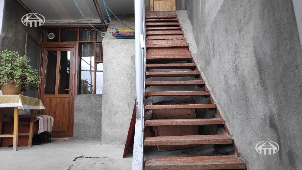 Дом · 4 комн. · 65 м² · Эребуни