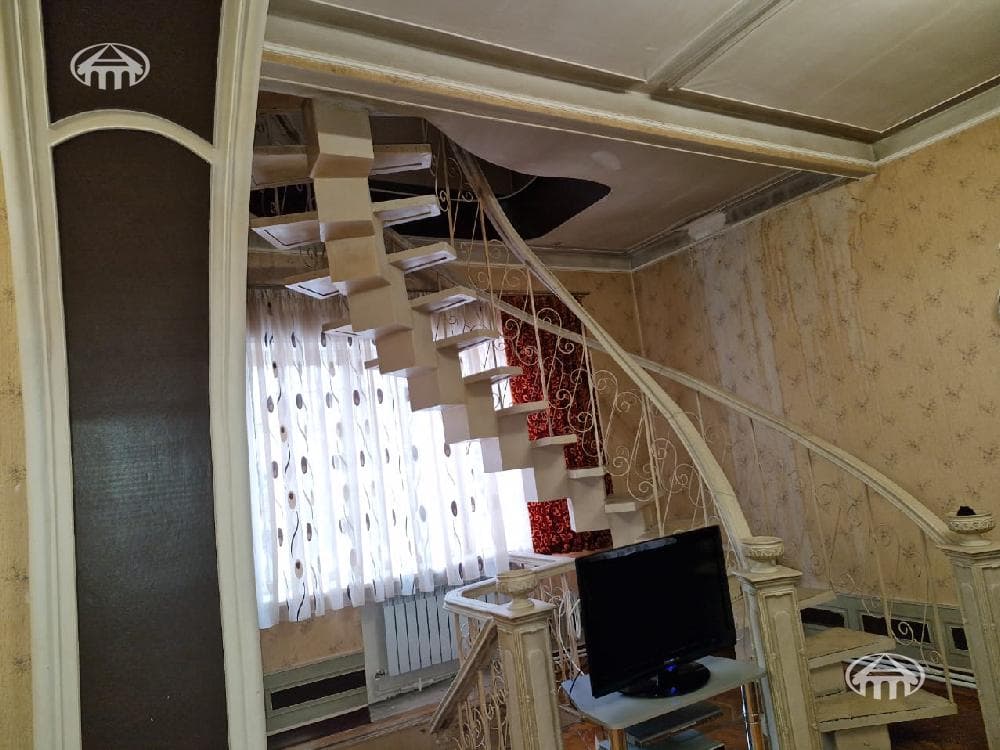 Особняк · 5 комн. · 455 м² · Джрвеж
