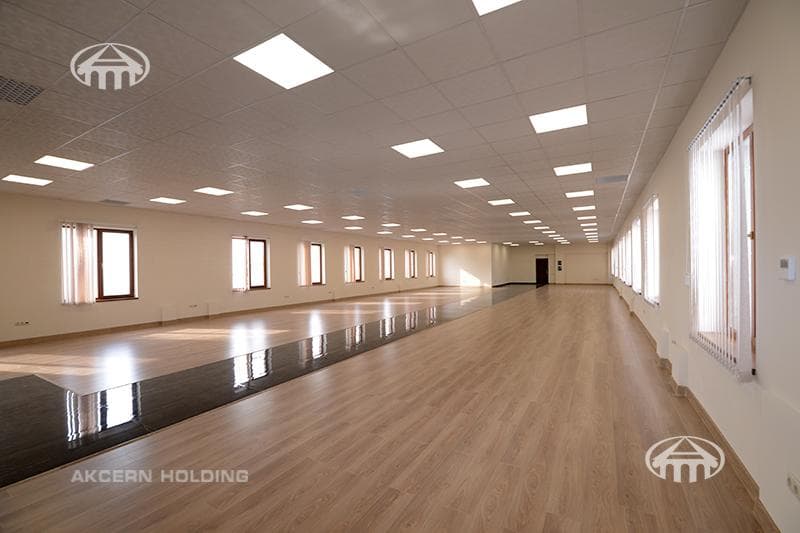 Офис · 681 м² · Канакер-Зейтун