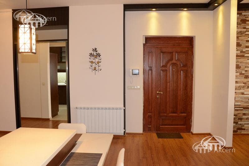 Квартира · 4 комн. · 135 м² · Кентрон