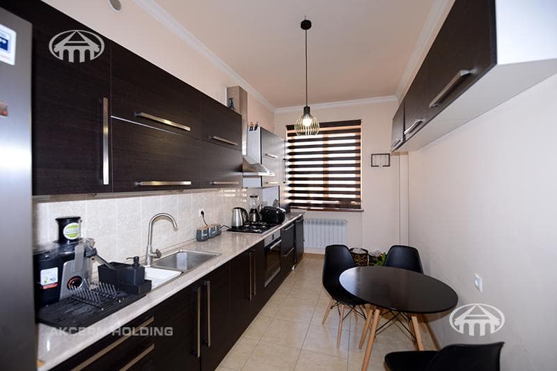 Apartment · 3 rooms · 93 m² · Kanaker-Zeytun
