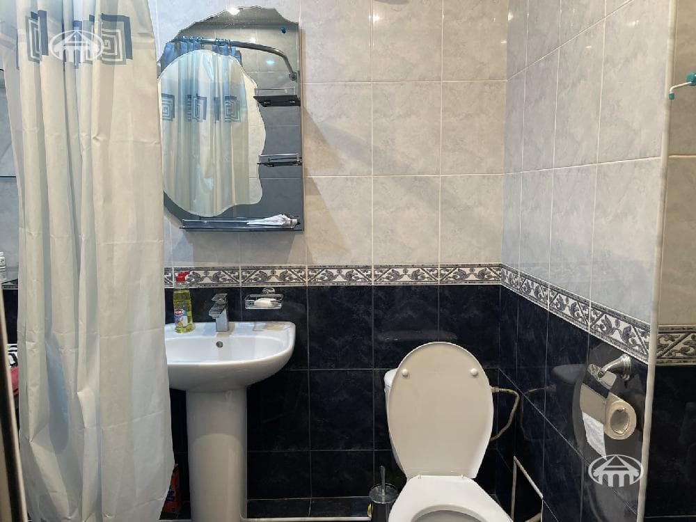Квартира · 1 комн. · 40 м² · Кентрон