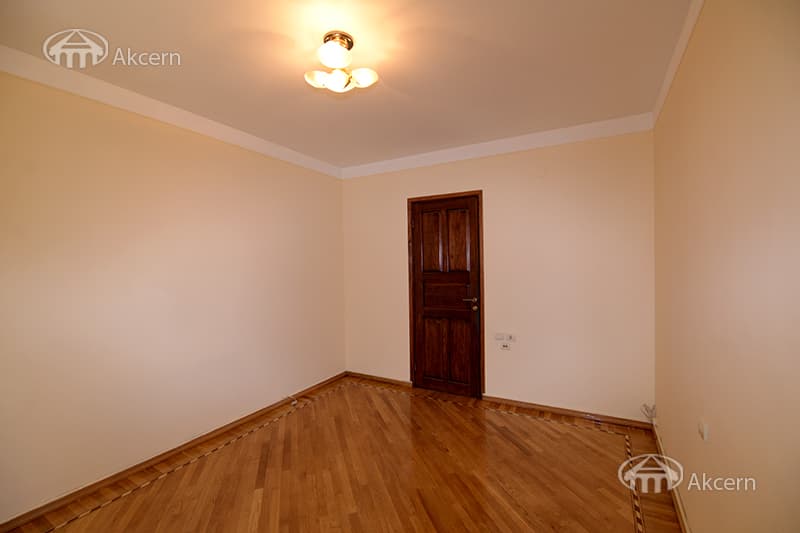 Квартира · 3 комн. · 99 м² · Кентрон — фото 16 из 17