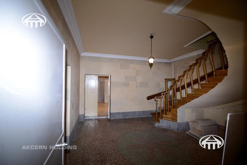 Mansion · 9 rooms · 605 m² · Nork-Marash