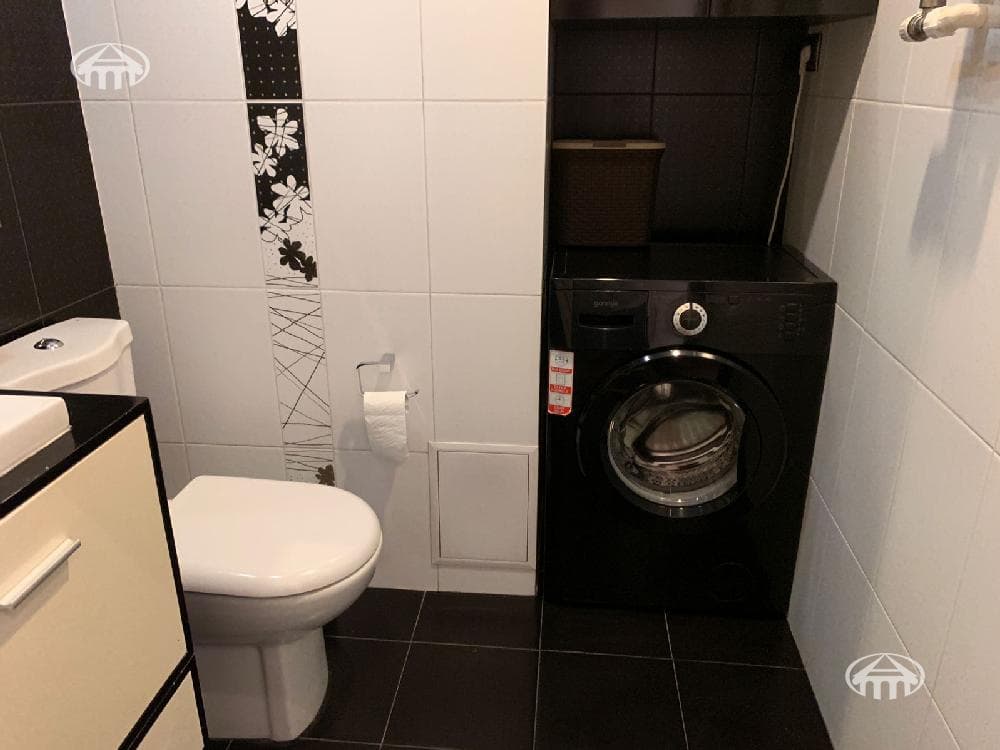 Apartment · 3 rooms · 97 m² · Kentron