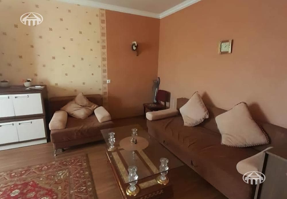 Apartment · 1 rooms · 38 m² · Kentron