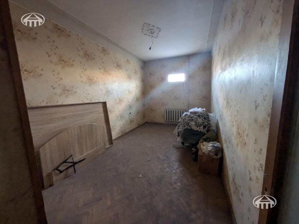 House · 9 rooms · 481 m² · Malatia-Sebastia