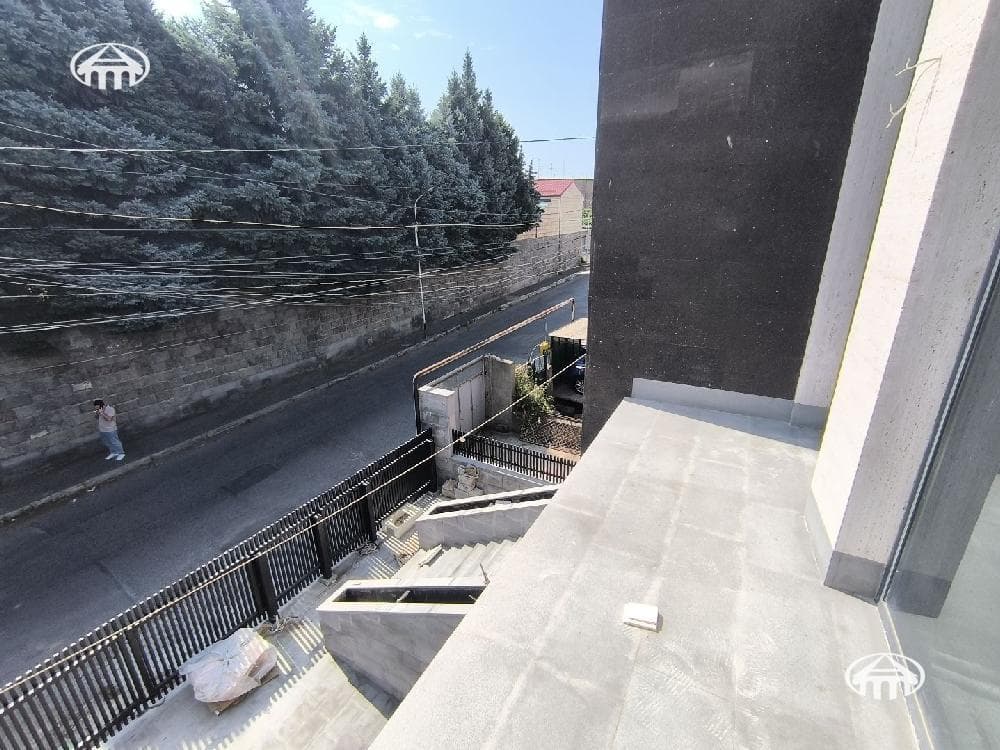 Особняк · 6 комн. · 325 м² · Арабкир