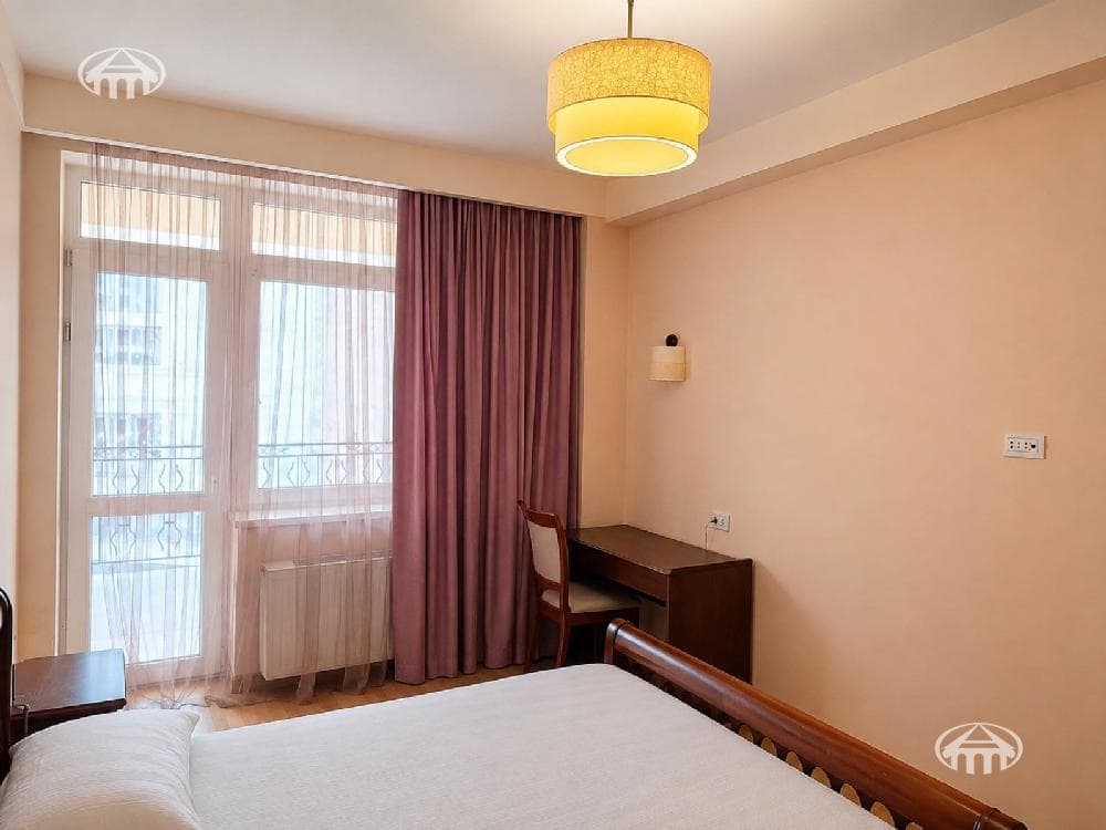 Квартира · 3 комн. · 128 м² · Кентрон