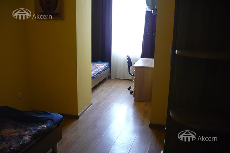 Apartment · 3 rooms · 63 m² · Kentron