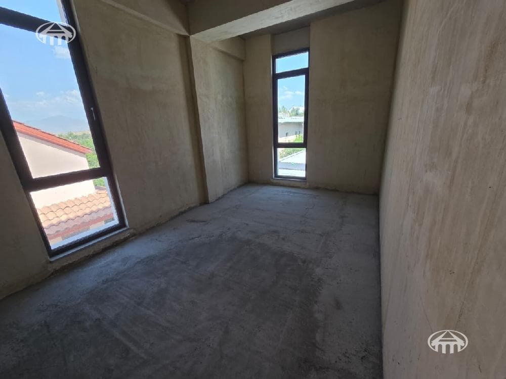Квартира · 3 комн. · 77,6 м² · Нор-Норк