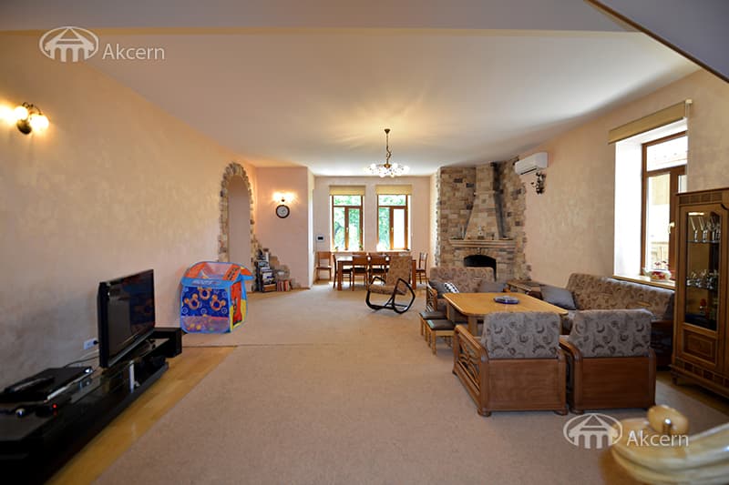 Mansion · 9 rooms · 486 m² · Nork-Marash