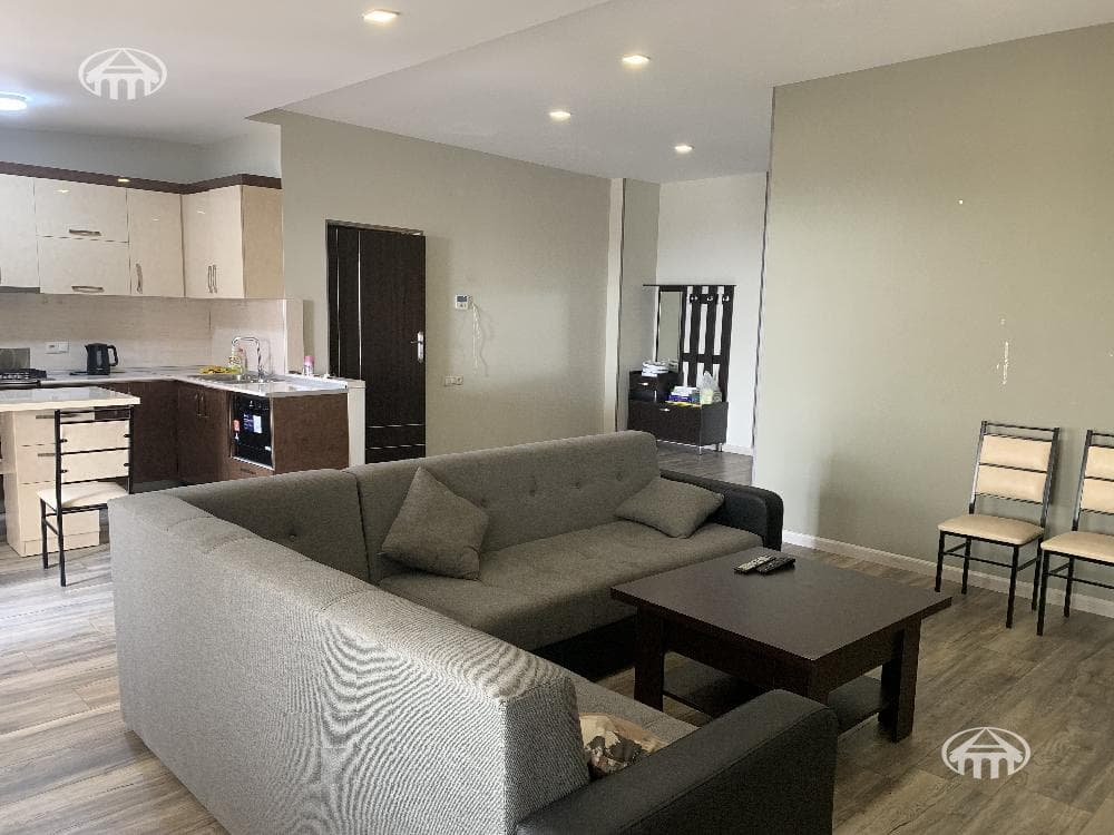 Квартира · 3 комн. · 120 м² · Арабкир