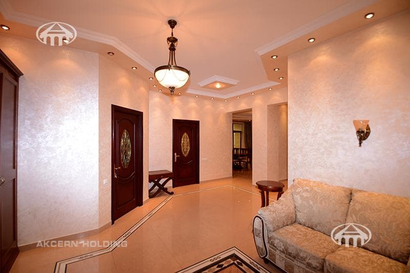 Квартира · 4 комн. · 197 м² · Арабкир