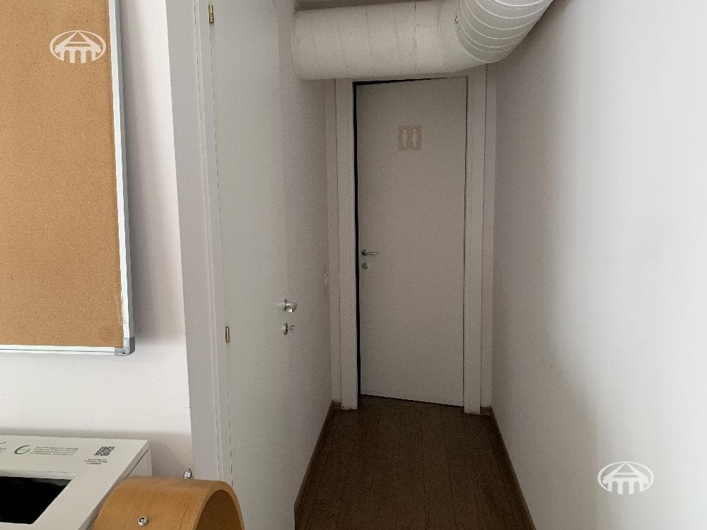 Office · 62 m² · Kentron