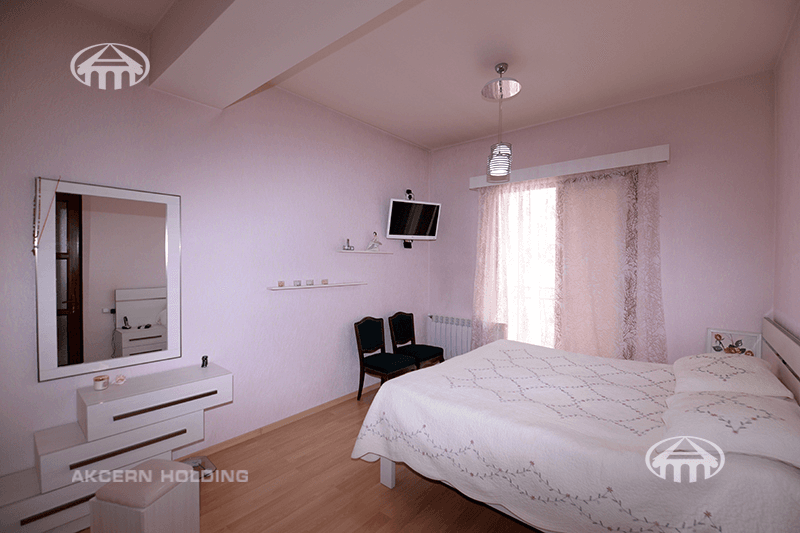 Mansion · 6 rooms · 400 m² · Nor Nork