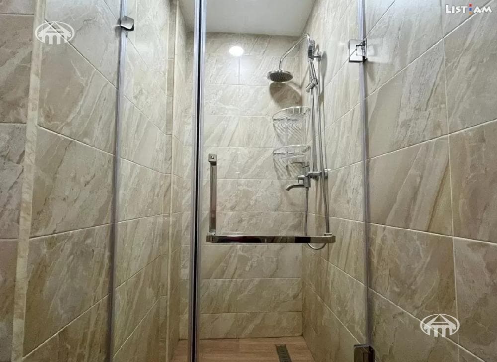 Apartment · 2 rooms · 51 m² · Kentron