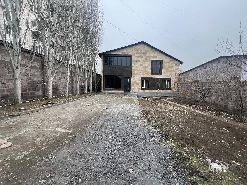 Office · 375 m² · Ajapnyak