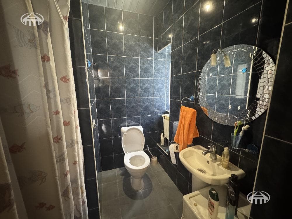 Особняк · 7 комн. · 335 м² · Дзорахпюр