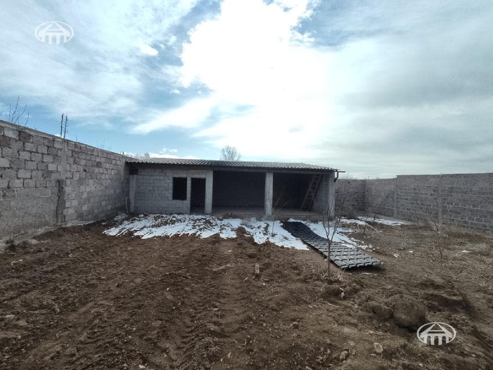 Особняк · 6 комн. · 360 м² · Акунк