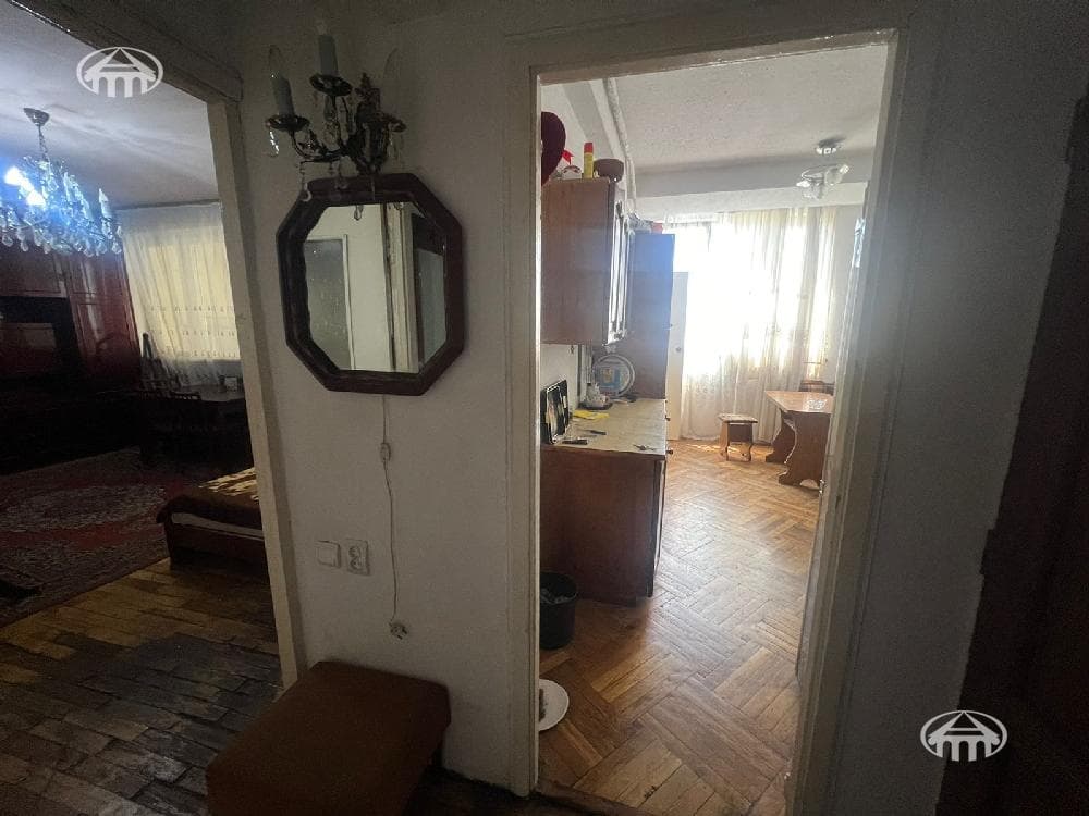 Квартира · 1 комн. · 48 м² · Кентрон