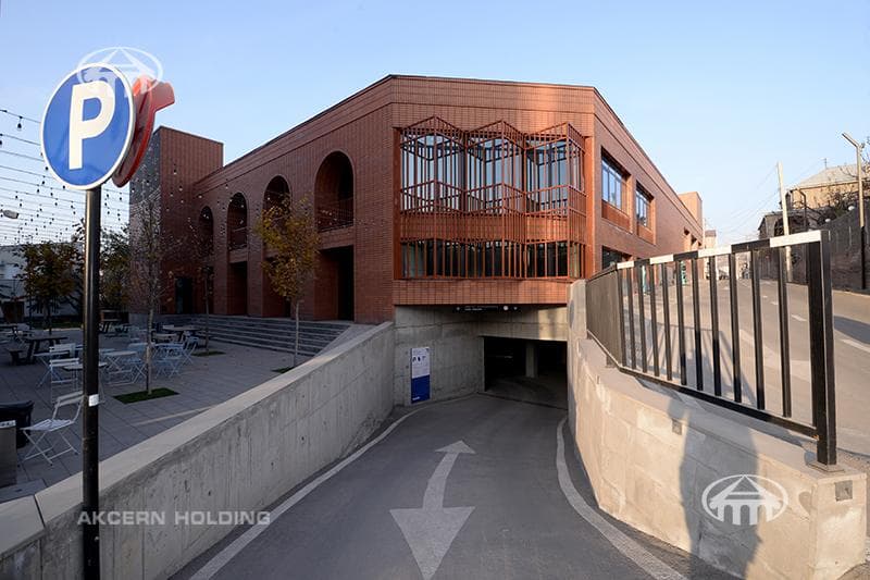Office · 1,250 m² · Djrvej