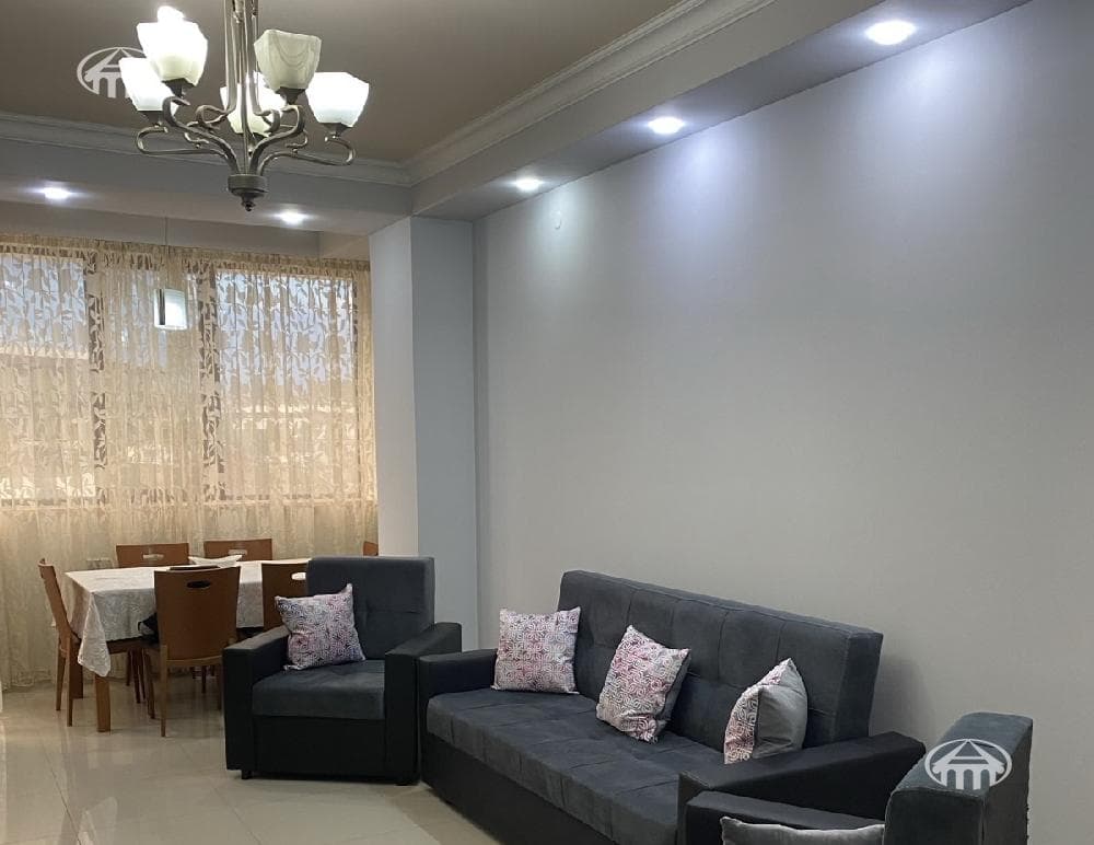 Квартира · 3 комн. · 105 м² · Арабкир