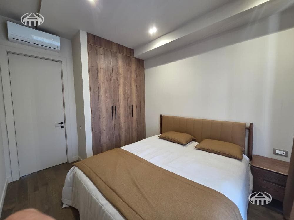 Квартира · 4 комн. · 131 м² · Арабкир