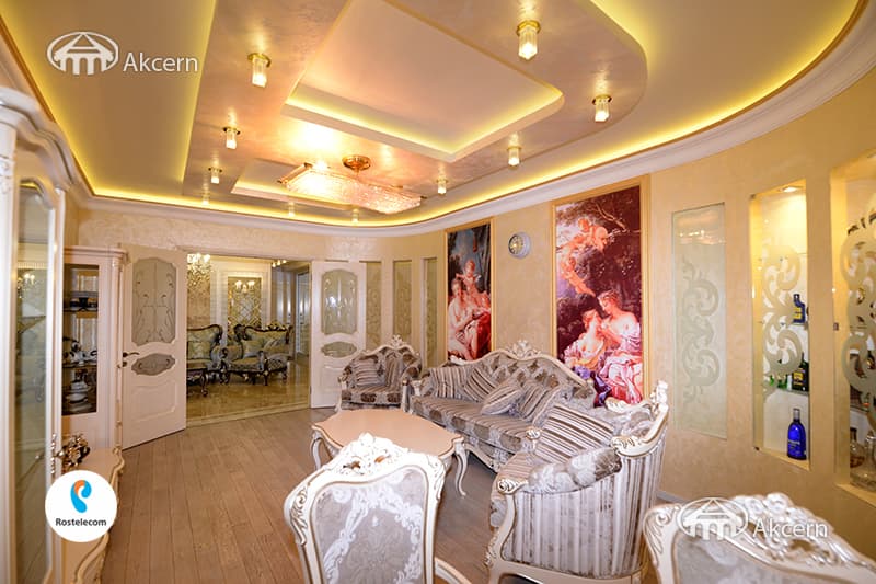 Квартира · 4 комн. · 180 м² · Кентрон