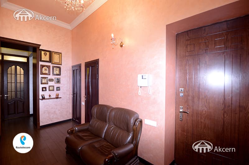Квартира · 5 комн. · 120 м² · Кентрон