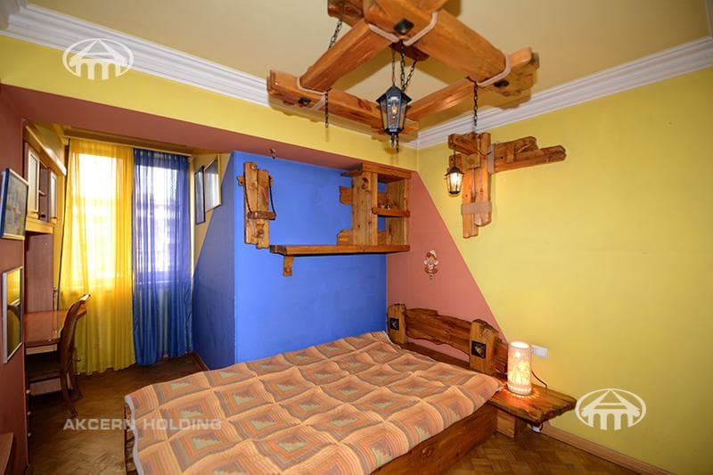 Apartment · 6 rooms · 134 m² · Kentron