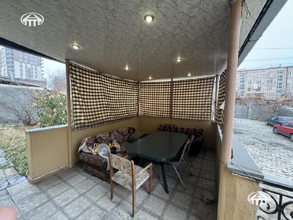 Дом · 4 комн. · 156 м² · Аджапняк