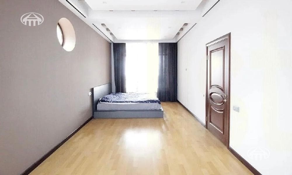 Особняк · 6 комн. · 380 м² · Арабкир