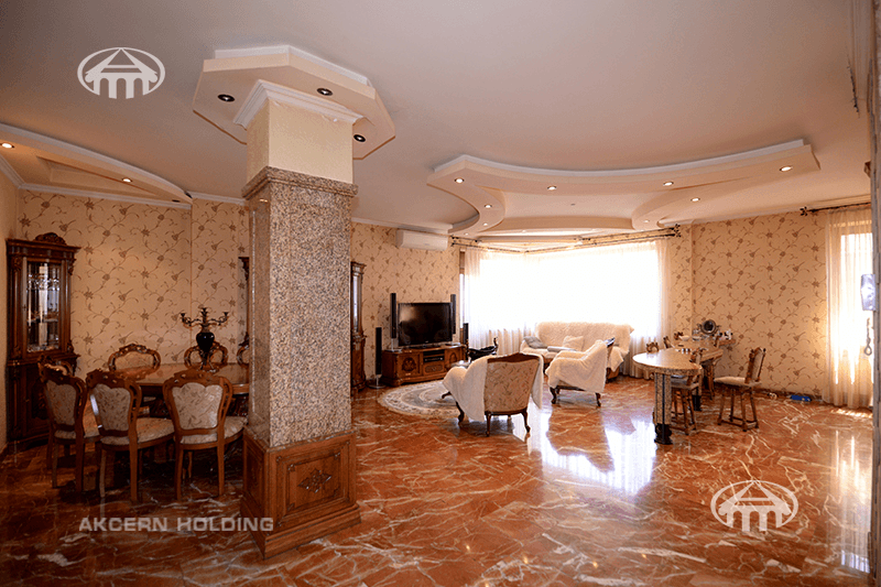 Apartment · 5 rooms · 210 m² · Kentron
