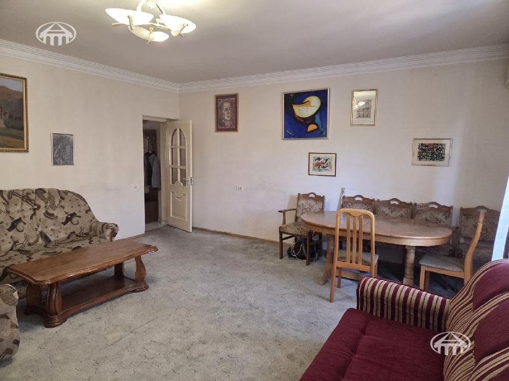 Apartment · 2 rooms · 74 m² · Kentron