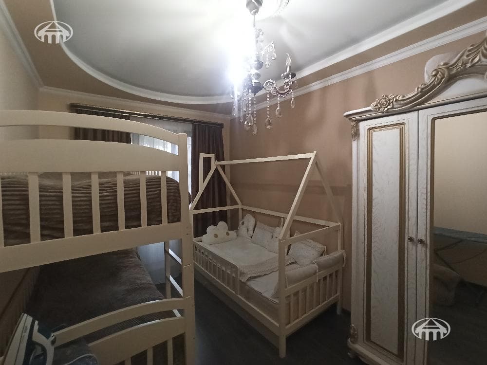 Квартира · 3 комн. · 73 м² · Малатия-Себастия