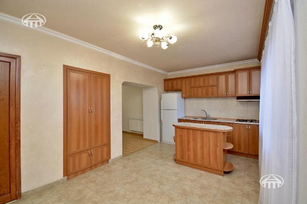 House · 2 rooms · 66 m² · Arabkir