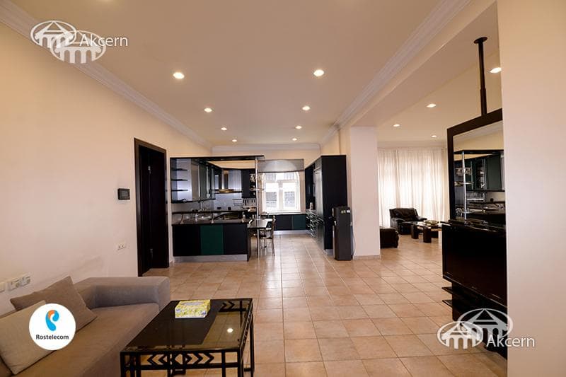 Квартира · 4 комн. · 179 м² · Арабкир