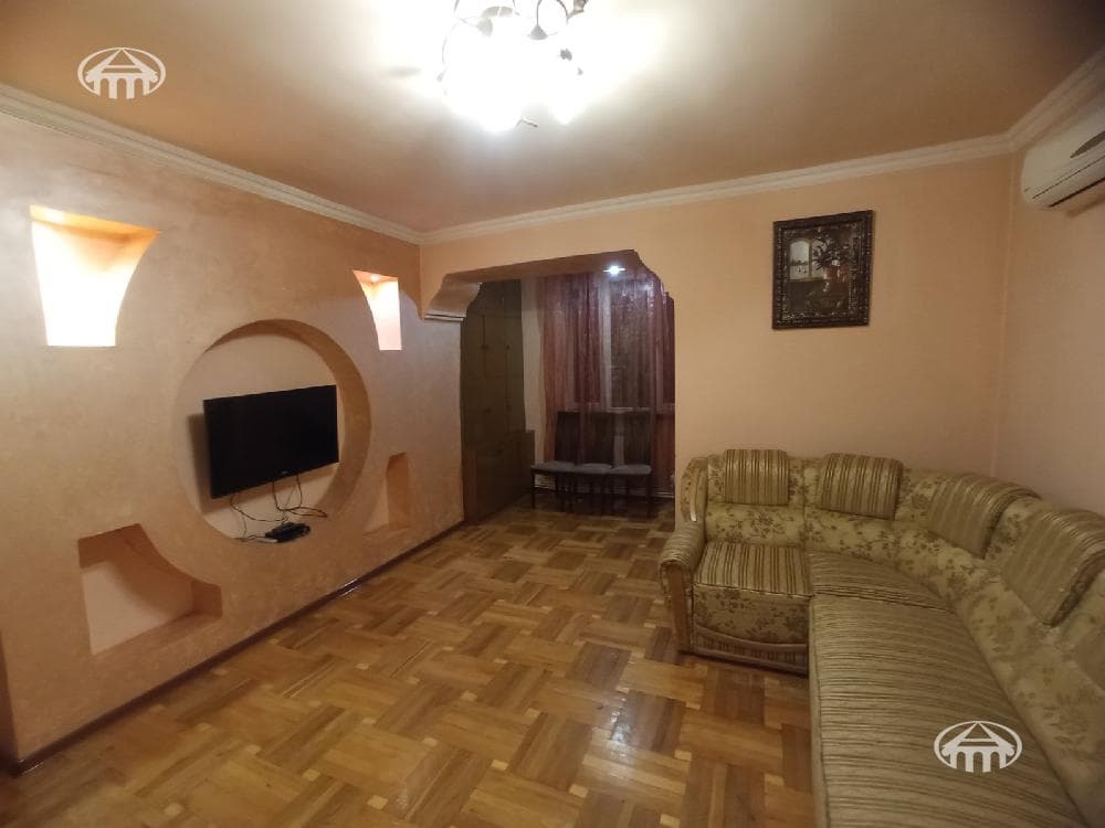 Квартира · 2 комн. · 56 м² · Кентрон