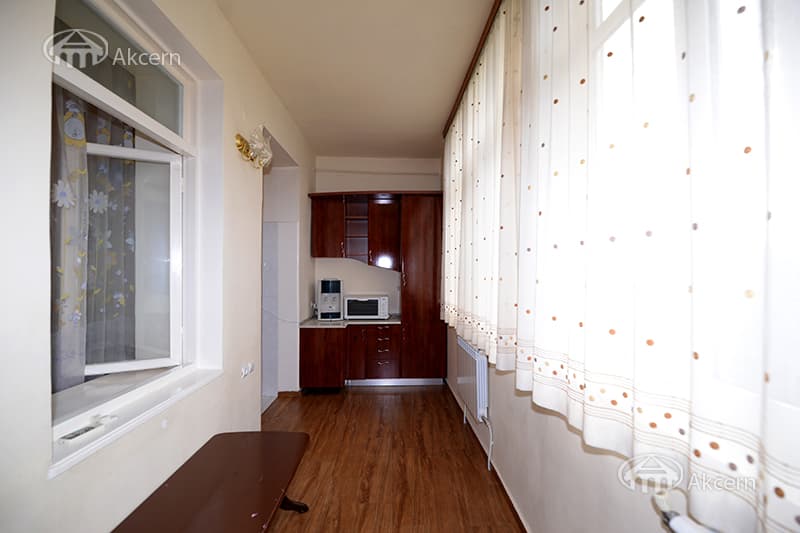 Квартира · 3 комн. · 97 м² · Кентрон