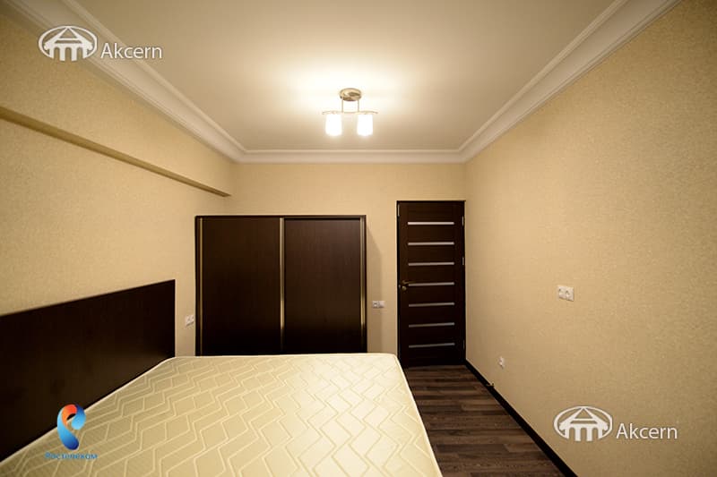 Apartment · 1 rooms · 42 m² · Kentron