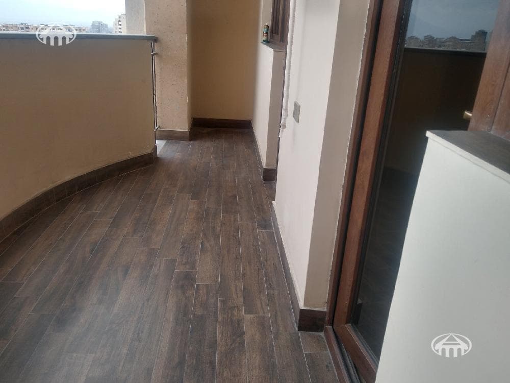 Квартира · 2 комн. · 67 м² · Давташен