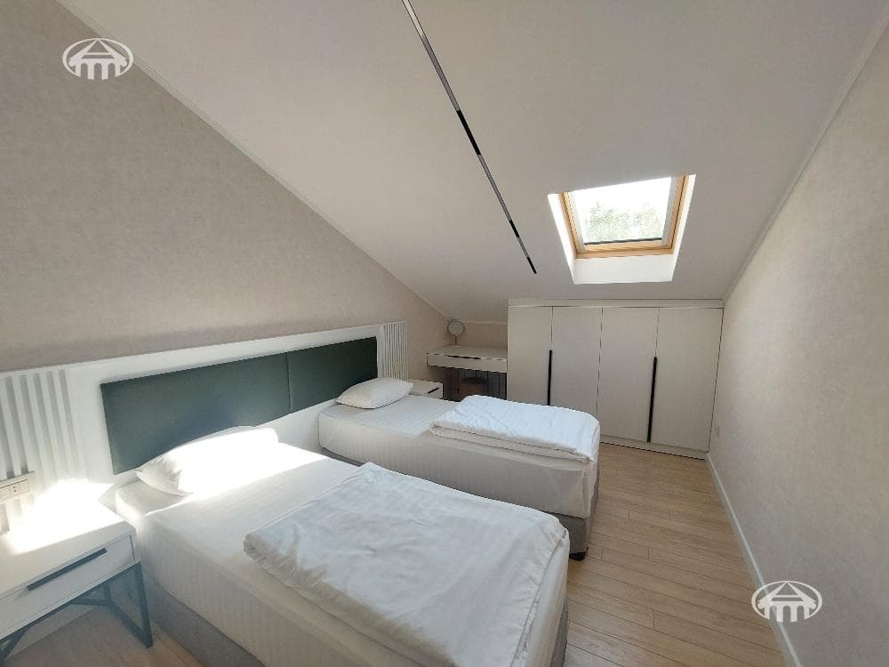 Apartment · 3 rooms · 62 m² · Kentron