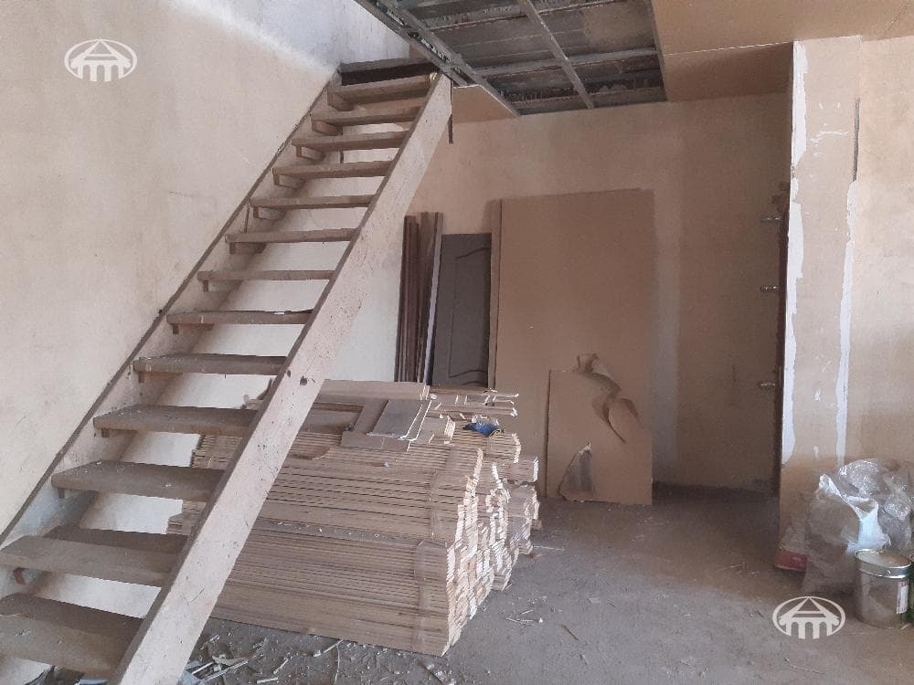 Apartment · 4 rooms · 145 m² · Kentron